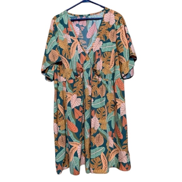 SHEIN Dresses & Skirts - Holidaya Plus Tropical Print Plunging Neck Summer Boho Dress SHEIN
3XL